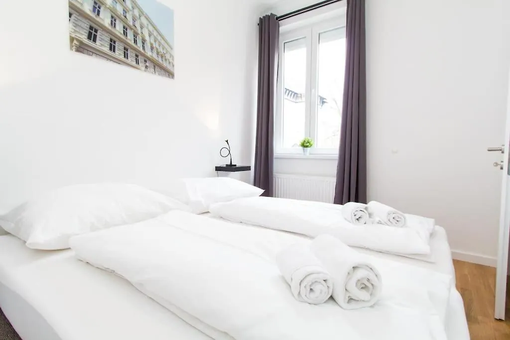 Apartment Lainzer Strasse Vienna Austria